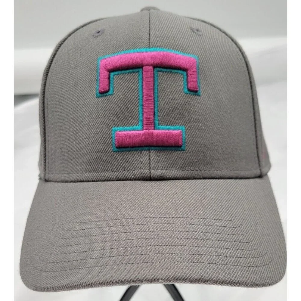 47‎ Brand Texas Rangers MVP One Size Gray,Teal And Magenta Side Patch Snapback